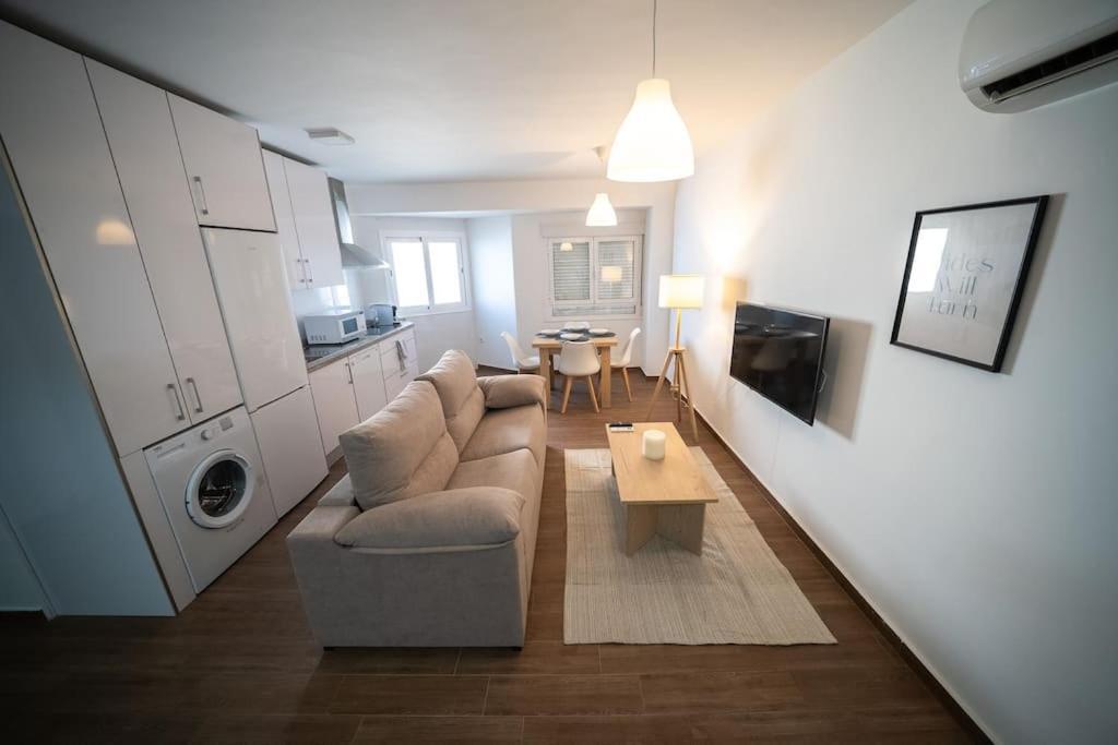 California Apartament Duenas Σεβίλλη Εξωτερικό φωτογραφία