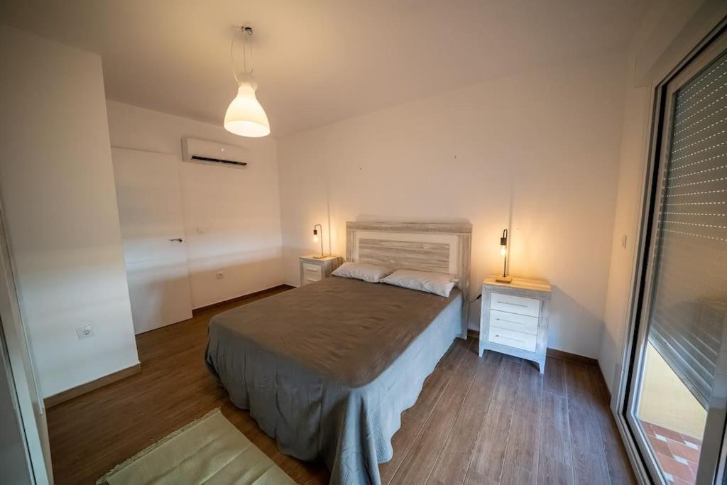 California Apartament Duenas Σεβίλλη Εξωτερικό φωτογραφία