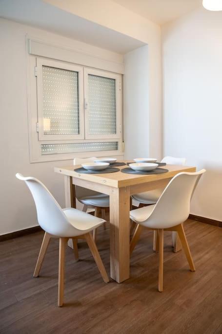 California Apartament Duenas Σεβίλλη Εξωτερικό φωτογραφία