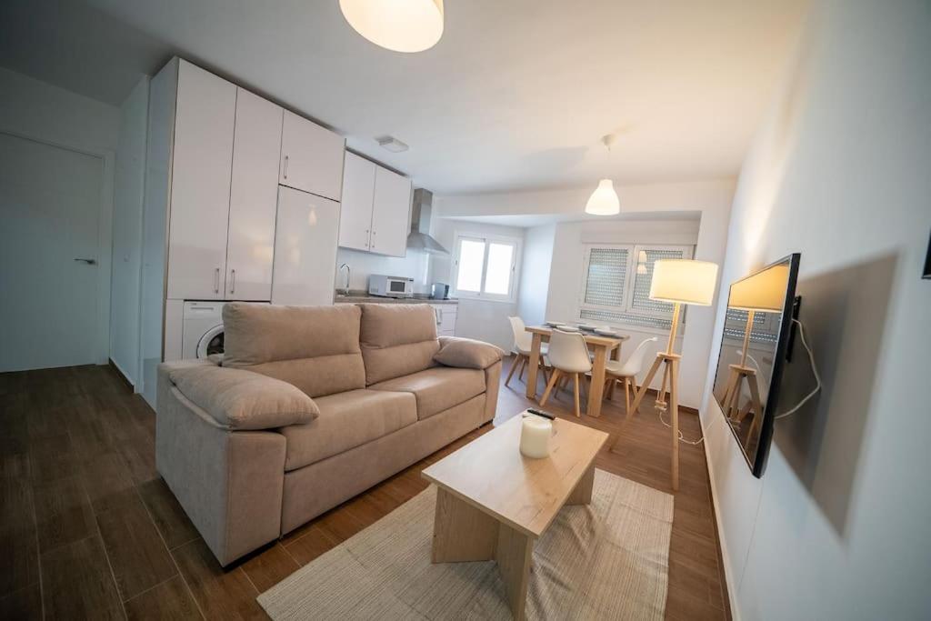 California Apartament Duenas Σεβίλλη Εξωτερικό φωτογραφία